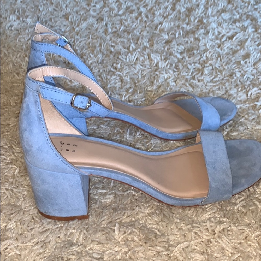 Open toed block heels